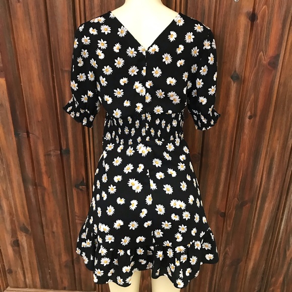 Ali & Jay Flower Child Dress - Picture 8 of 10